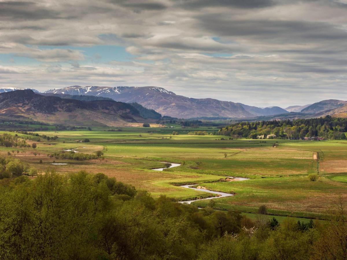 Séjour chez l'habitant Glentruim And Glamping Pods *